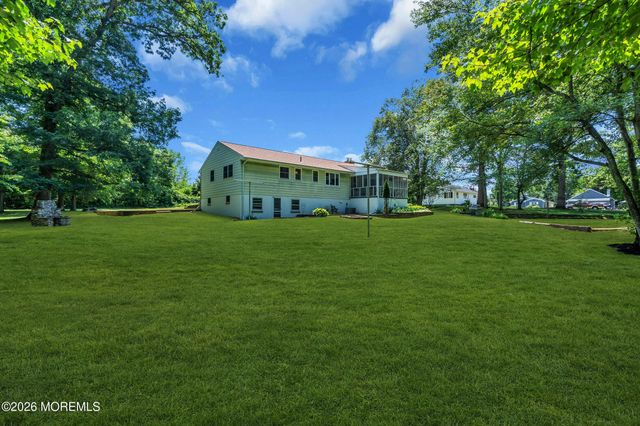 88 Ellisdale Road, Allentown, NJ 08501