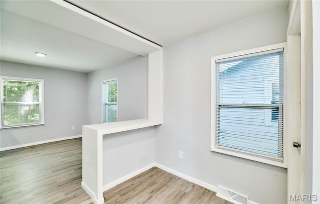 3328 Marvin Avenue, St Louis, MO 63114