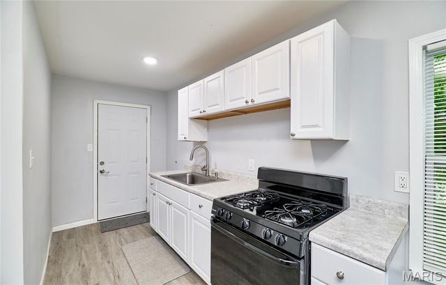 3328 Marvin Avenue, St Louis, MO 63114