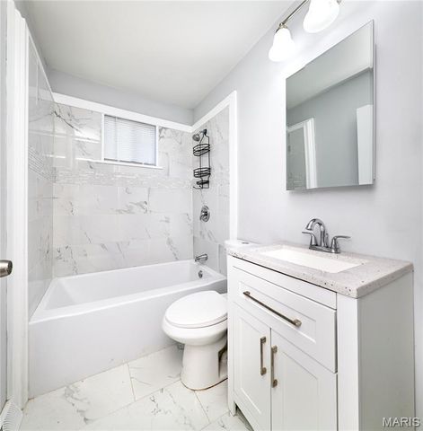 3328 Marvin Avenue, St Louis, MO 63114