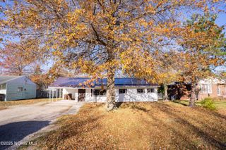 1582 S Clinton Street, Defiance, OH 43512