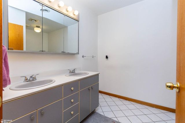 1380 Pratt Drive, Lapeer, MI 48446