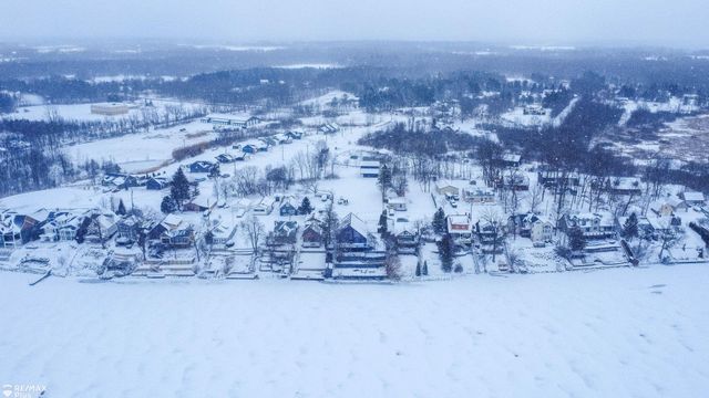 1380 Pratt Drive, Lapeer, MI 48446