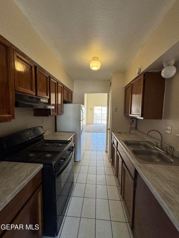 943 Montera Road, El Paso, TX 79907
