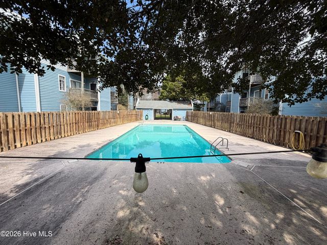 4220 Wilshire Boulevard, Wilmington, NC 28403