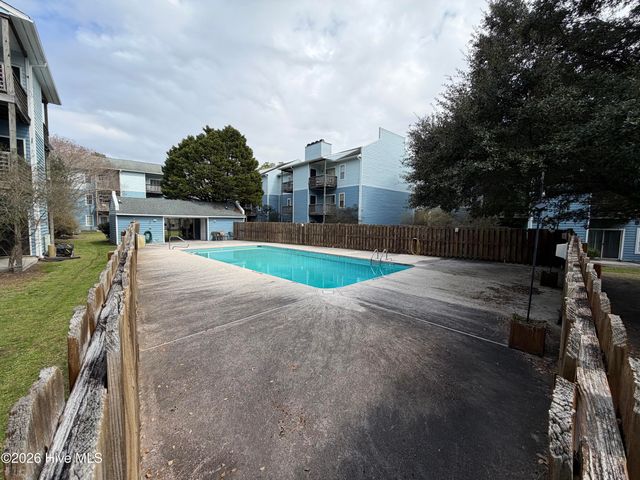 4220 Wilshire Boulevard, Wilmington, NC 28403