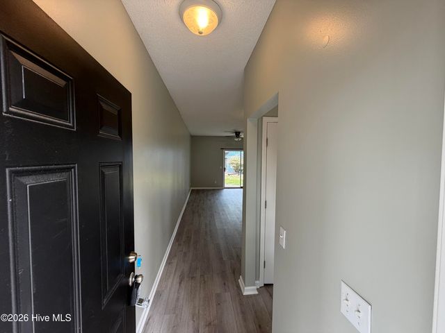 4220 Wilshire Boulevard, Wilmington, NC 28403