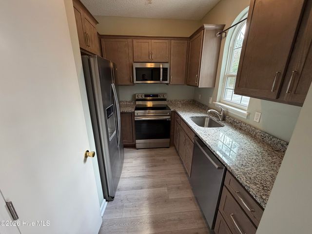 4220 Wilshire Boulevard, Wilmington, NC 28403