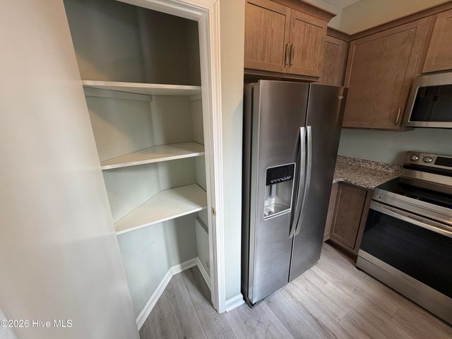 4220 Wilshire Boulevard, Wilmington, NC 28403