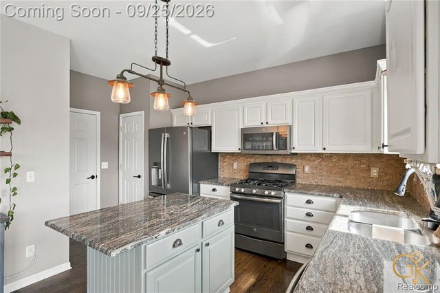 9640 Wexford Drive, Ypsilanti, MI 48198