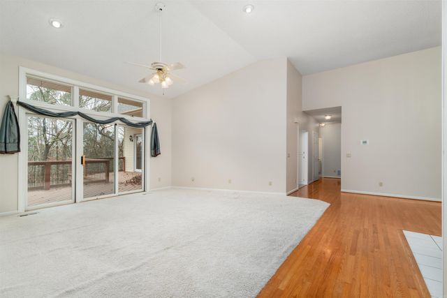 29 Barcelona Way, Hot Springs Village, AR 71909