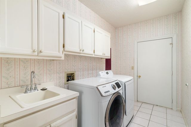 29 Barcelona Way, Hot Springs Village, AR 71909