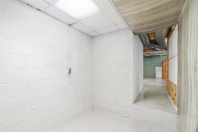 29 Barcelona Way, Hot Springs Village, AR 71909