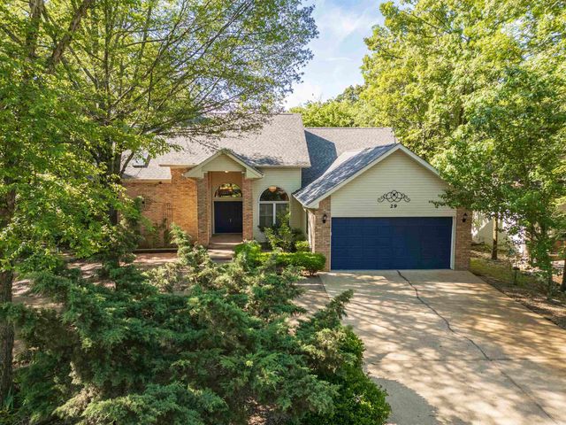 29 Barcelona Way, Hot Springs Village, AR 71909