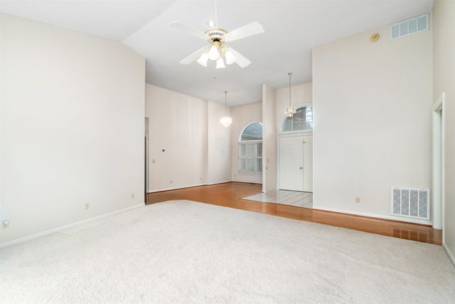 29 Barcelona Way, Hot Springs Village, AR 71909