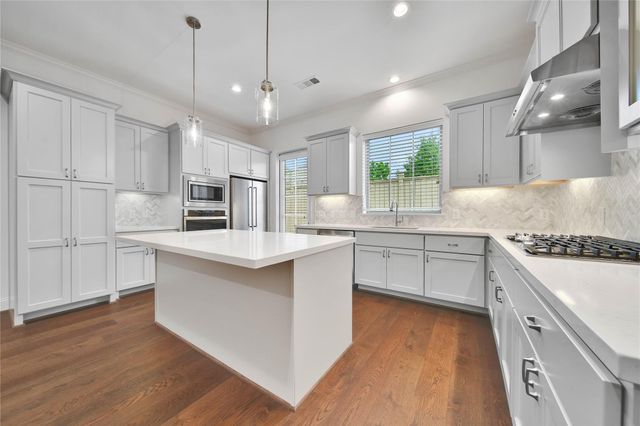 1920 Carrollton Mill Drive, Spring, TX 77380