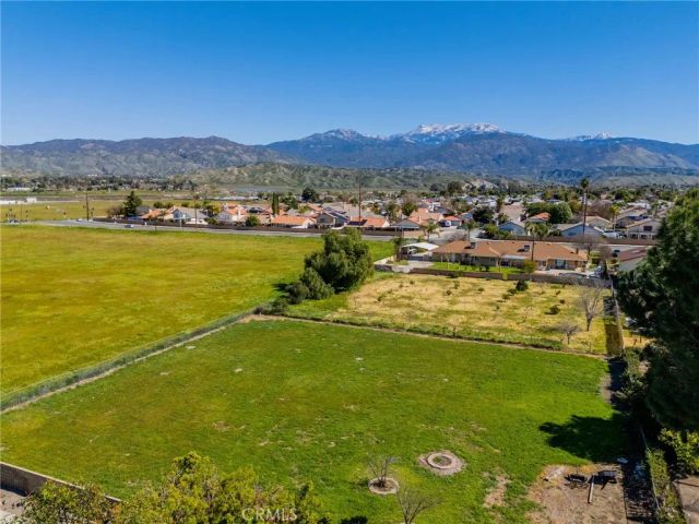 772 Smith, Hemet, CA 92544