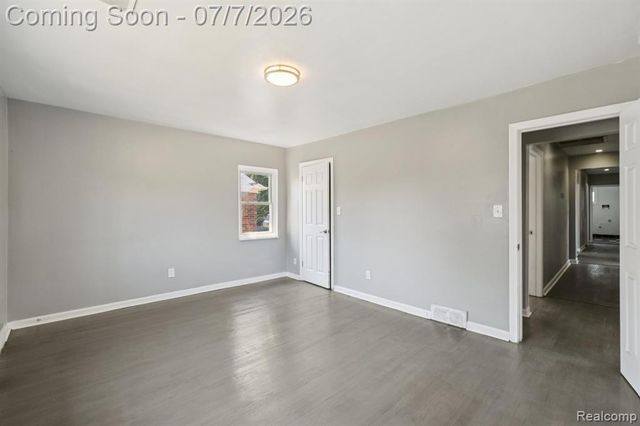 19211 Birwood Street, Detroit, MI 48221
