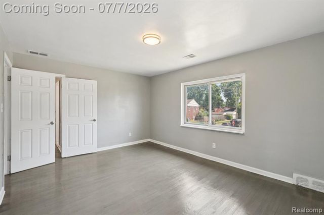 19211 Birwood Street, Detroit, MI 48221