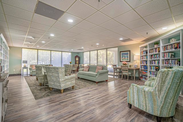 5001 Little River Rd Apt W312, Myrtle Beach, SC 29577