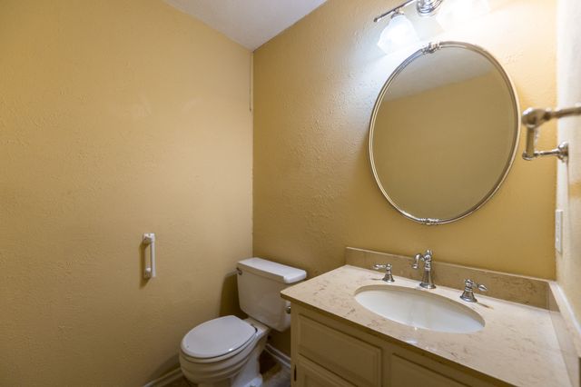 2115 Portsmouth Drive, Richardson, TX 75082
