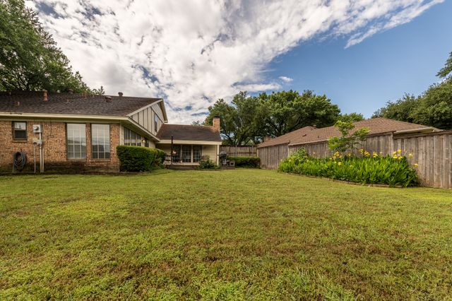 2115 Portsmouth Drive, Richardson, TX 75082