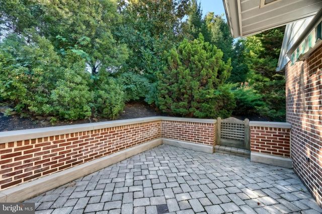 1319 HILLCROFT LN, York, PA 17403