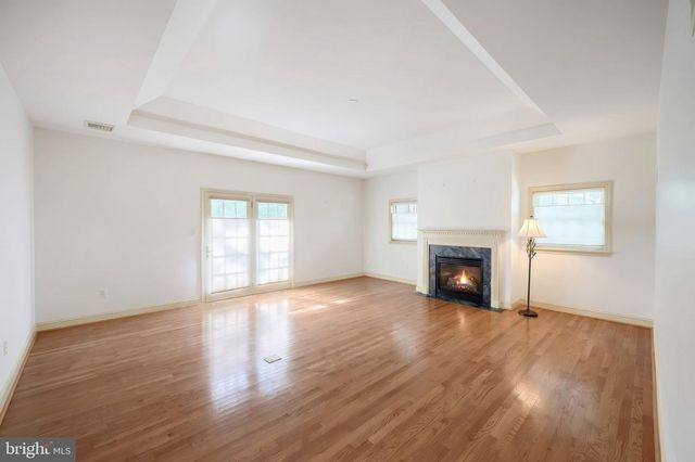 1319 HILLCROFT LN, York, PA 17403