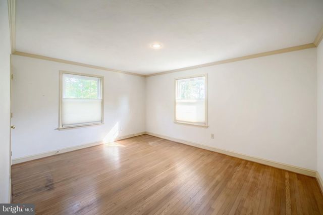1319 HILLCROFT LN, York, PA 17403