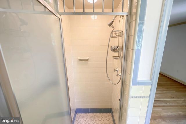 1319 HILLCROFT LN, York, PA 17403