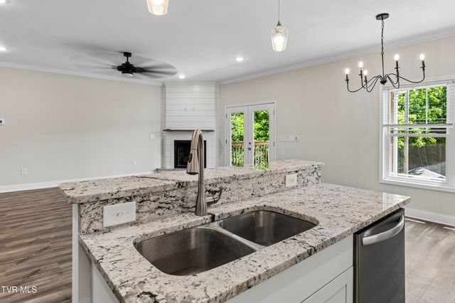 285 Warrior Drive, Kingsport, TN 37663