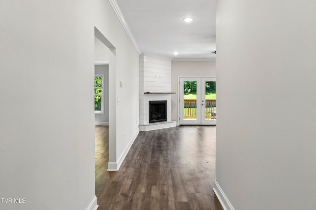 285 Warrior Drive, Kingsport, TN 37663