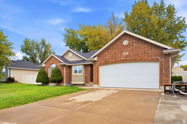 652 N 2750 W, West Point, UT 84015