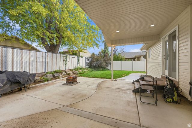 652 N 2750 W, West Point, UT 84015