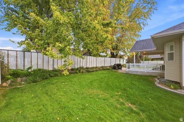 652 N 2750 W, West Point, UT 84015