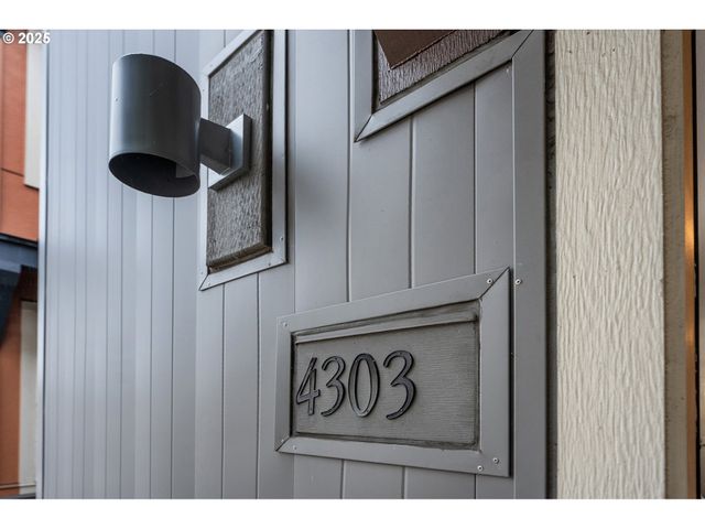 4303 Se DIVISION St, Portland, OR 97206