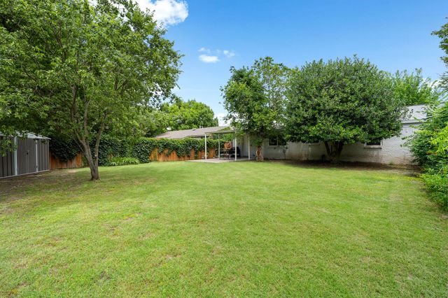2901 Janet Court, Plano, TX 75074