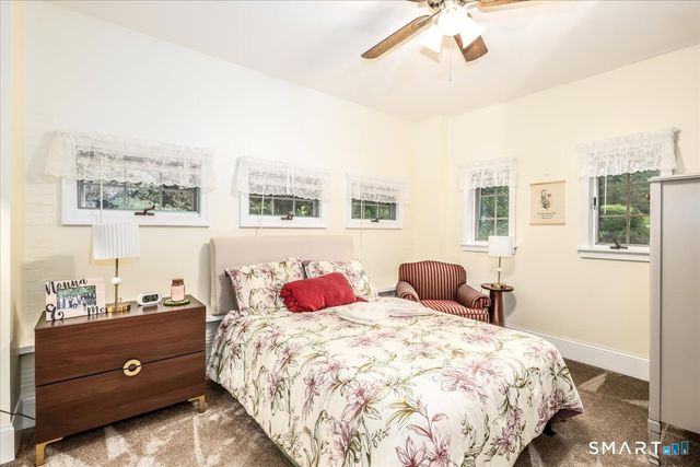 10 North Beech Tree Road, Brookfield, CT 06804