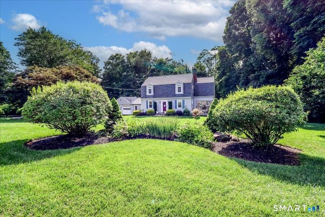 10 North Beech Tree Road, Brookfield, CT 06804