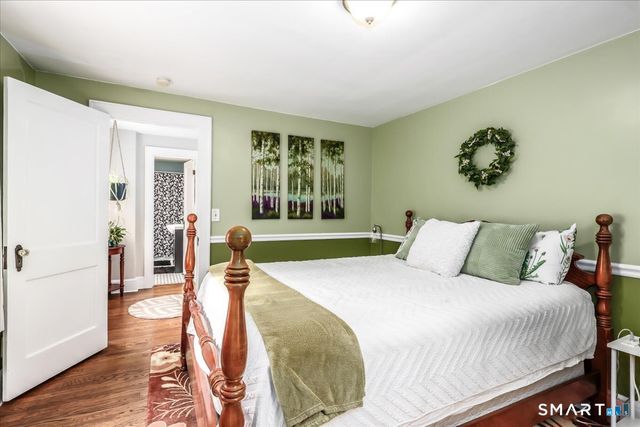 10 North Beech Tree Road, Brookfield, CT 06804