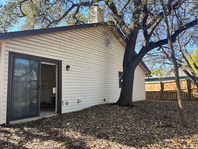 9215 Autumn Sun, San Antonio, TX 78254