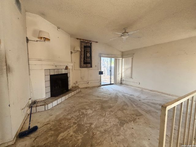 9215 Autumn Sun, San Antonio, TX 78254