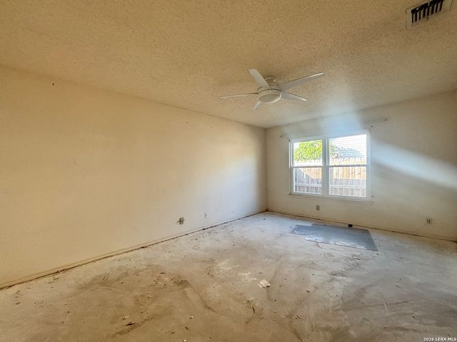 9215 Autumn Sun, San Antonio, TX 78254