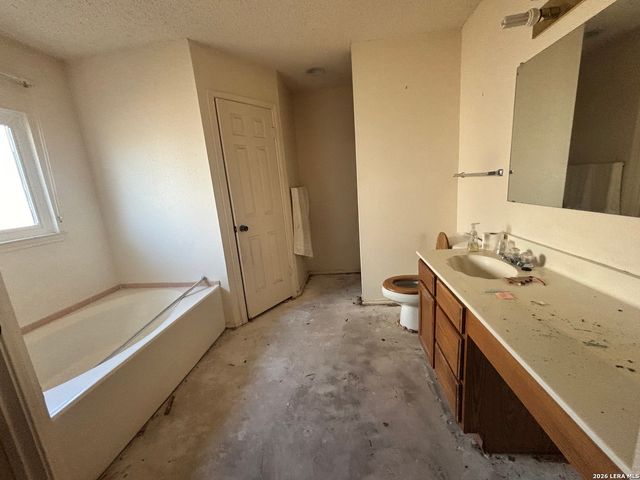 9215 Autumn Sun, San Antonio, TX 78254