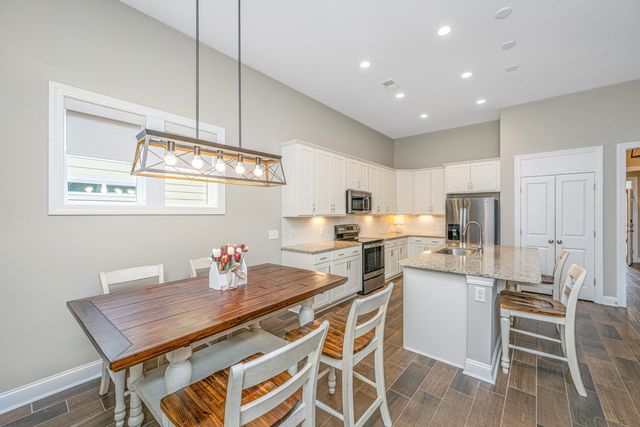 5077 Song Sparrow Way, Summerville, SC 29483