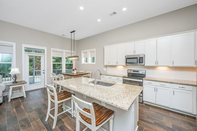 5077 Song Sparrow Way, Summerville, SC 29483