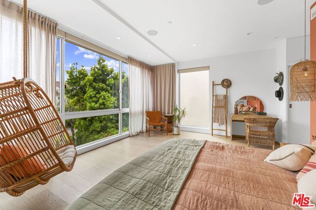 651 Oxford Avenue, Venice (los Angeles), CA 90291