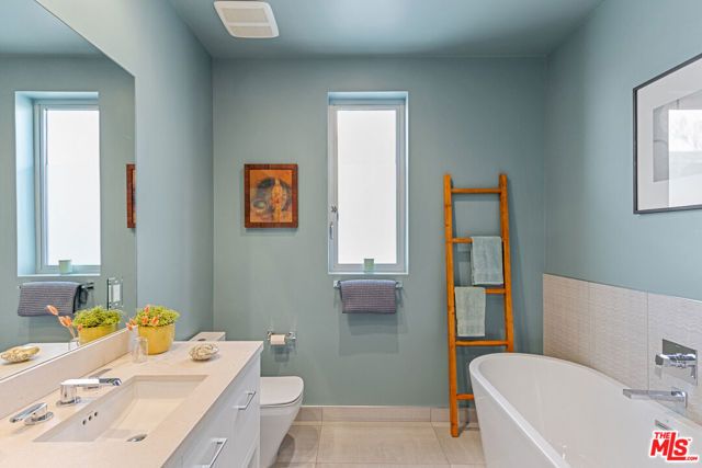 651 Oxford Avenue, Venice (los Angeles), CA 90291