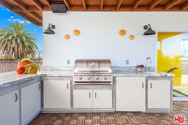 651 Oxford Avenue, Venice (los Angeles), CA 90291