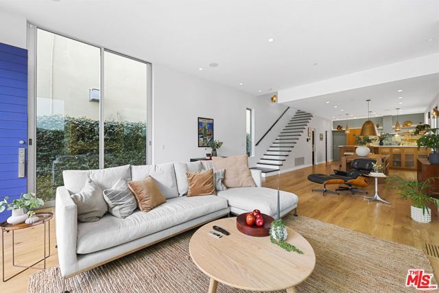 651 Oxford Avenue, Venice (los Angeles), CA 90291